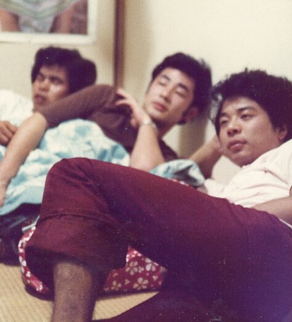 ������12