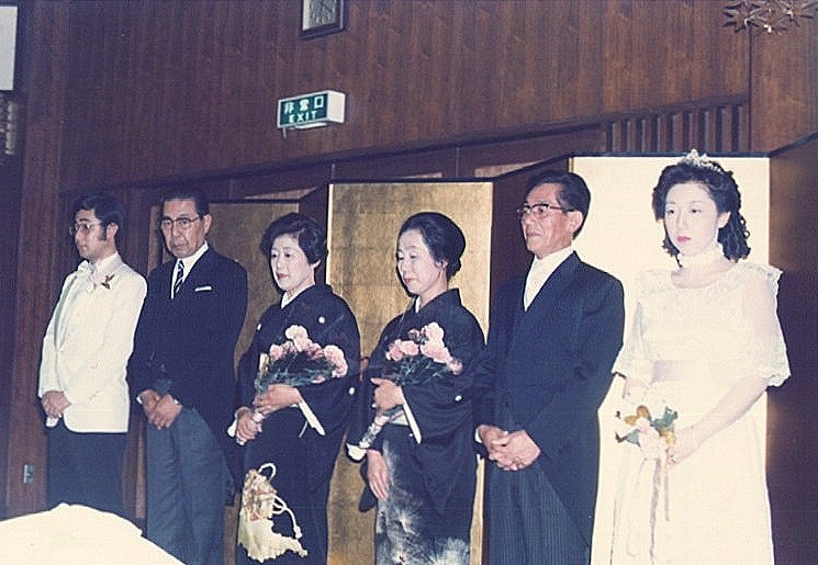 ������08