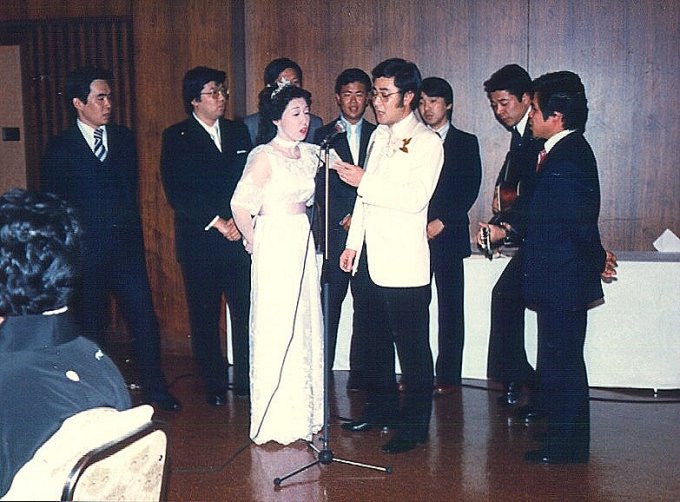 ������15