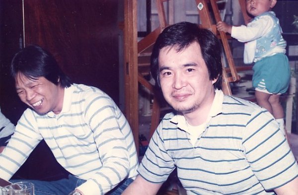 ������09