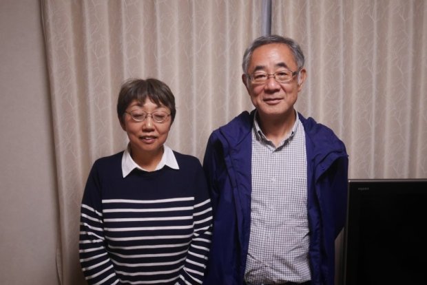 ������01