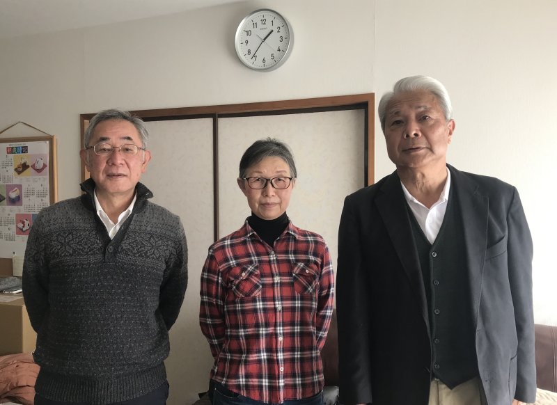 ������01