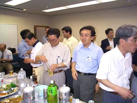 ������11