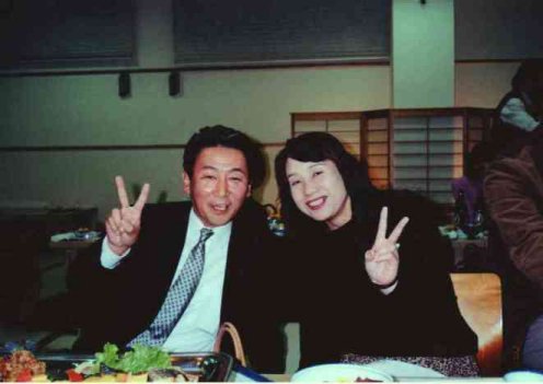 ������09