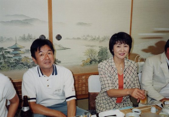 ������17