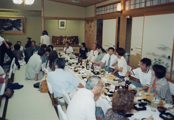 ������23