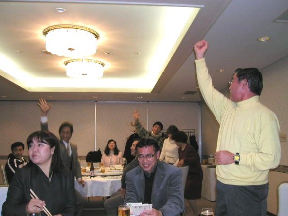 ������12