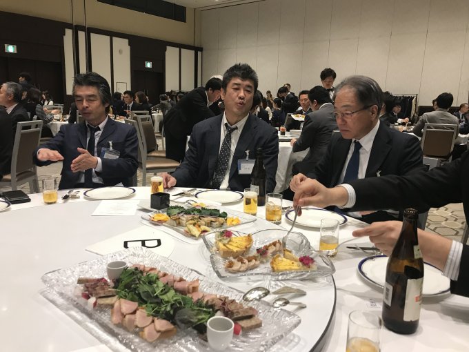 ������ސE